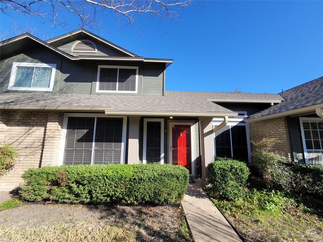 1015 E Yager LN 9, Austin, TX 78753
