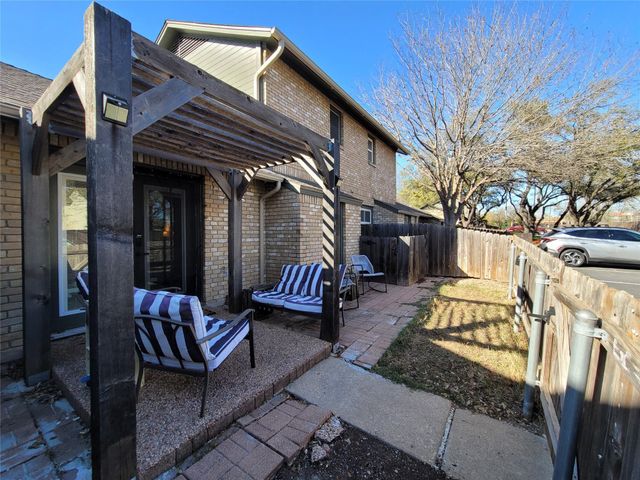 1015 E Yager LN 9, Austin, TX 78753