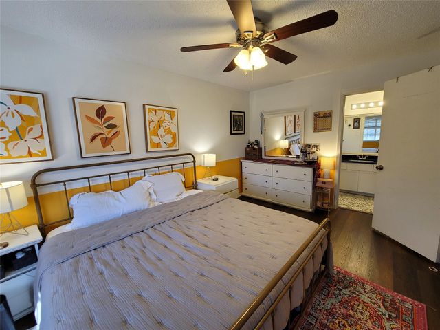 1015 E Yager LN 9, Austin, TX 78753