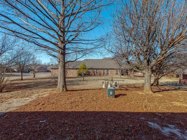 12515 W Greenlea Chase, Oklahoma City, OK 73170