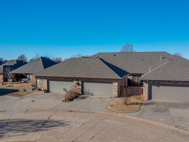 12515 W Greenlea Chase, Oklahoma City, OK 73170