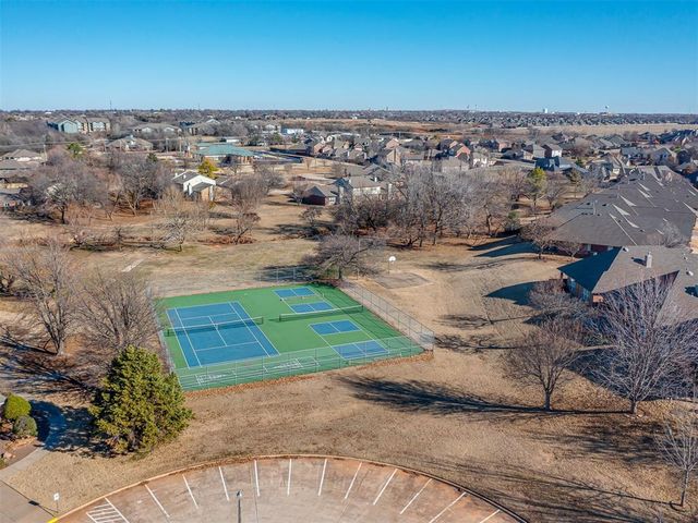 12515 W Greenlea Chase, Oklahoma City, OK 73170
