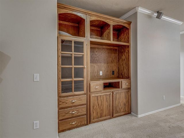 12515 W Greenlea Chase, Oklahoma City, OK 73170