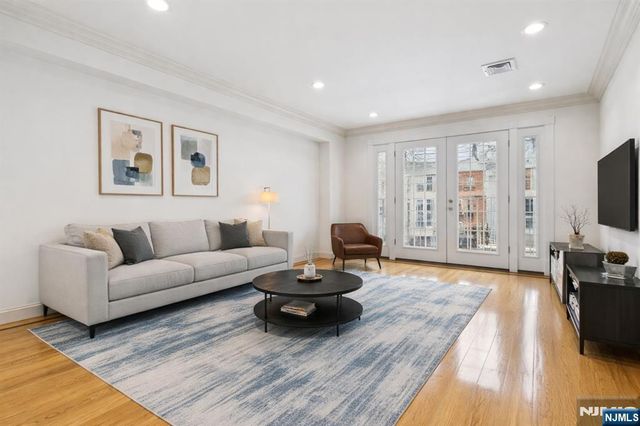 317 11th Street 2, Union City, NJ 07087