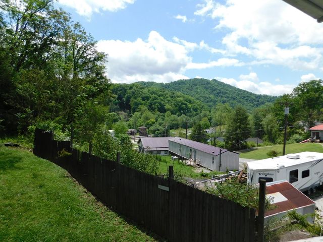 112 Sukey Ridge Road, Baxter, KY 40806