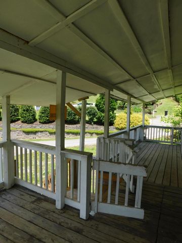 112 Sukey Ridge Road, Baxter, KY 40806