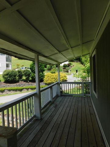 112 Sukey Ridge Road, Baxter, KY 40806
