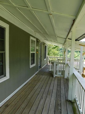 112 Sukey Ridge Road, Baxter, KY 40806