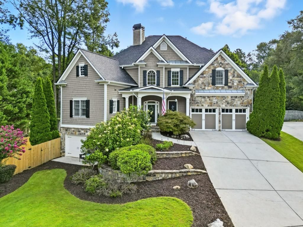 5453 Dunwoody Glen Court, Atlanta, GA 30360