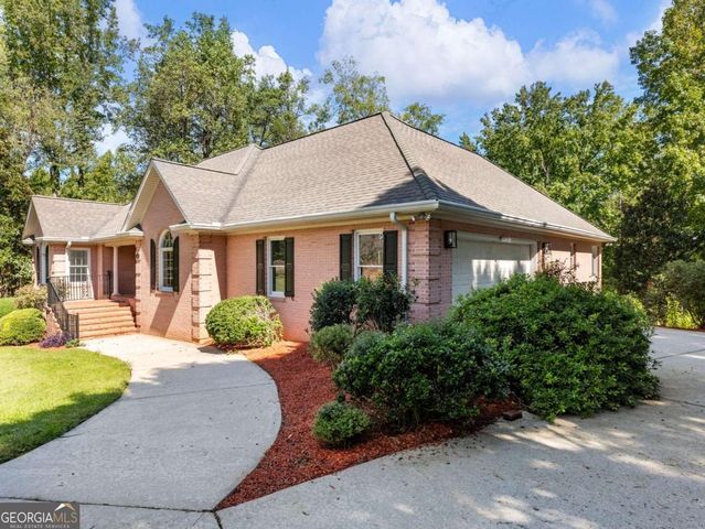 141 Willows Court, Cleveland, GA 30528