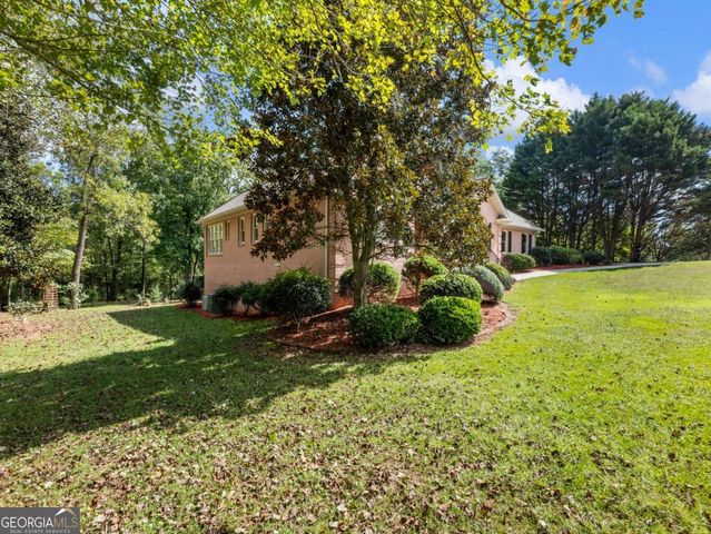141 Willows Court, Cleveland, GA 30528
