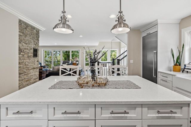 13 Cedar Point DRIVE, Williams Bay, WI 53191