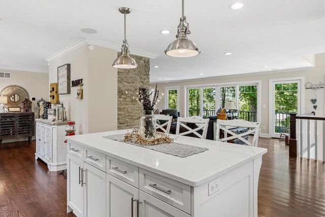 13 Cedar Point DRIVE, Williams Bay, WI 53191