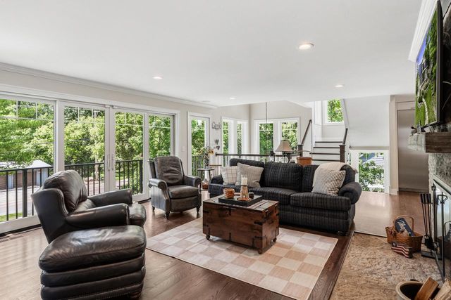 13 Cedar Point DRIVE, Williams Bay, WI 53191