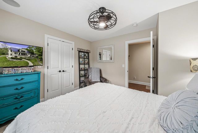 13 Cedar Point DRIVE, Williams Bay, WI 53191