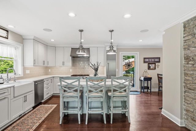 13 Cedar Point DRIVE, Williams Bay, WI 53191