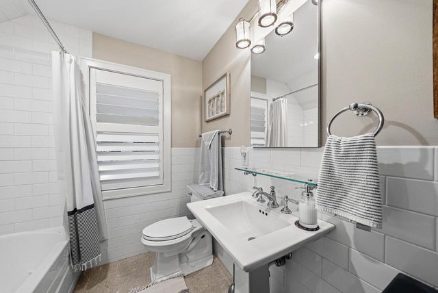 13 Cedar Point DRIVE, Williams Bay, WI 53191