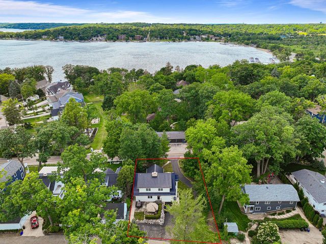 13 Cedar Point DRIVE, Williams Bay, WI 53191