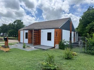 439 Avenue F, Dallas, TX 75203