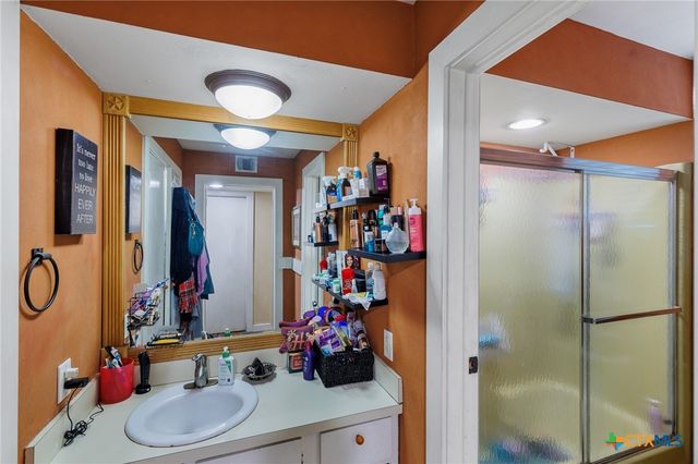 4842 W Fm 2147, Horseshoe Bay, TX 78657