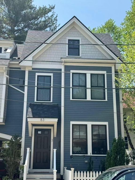 83 Alpine St 3, Somerville, MA 02144
