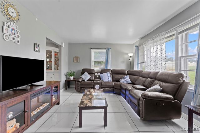 1444 Weaver Ave, Petersburg, VA 23803