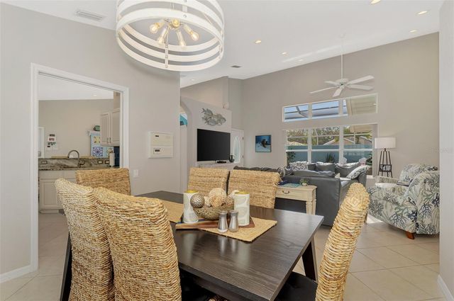 335 SAINT GEORGE COURT 1, Venice, FL 34293