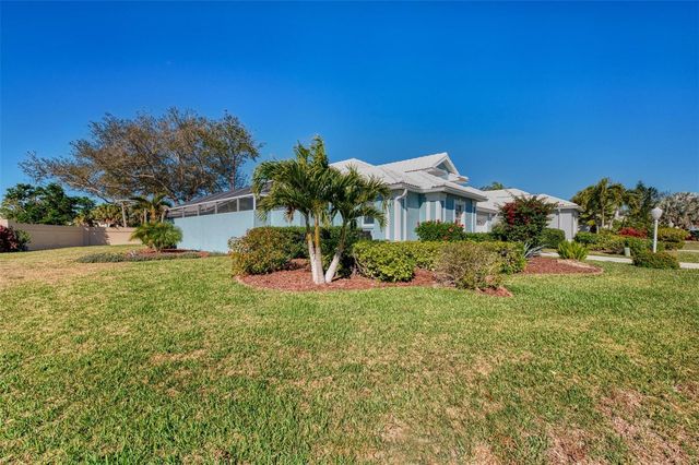 335 SAINT GEORGE COURT 1, Venice, FL 34293