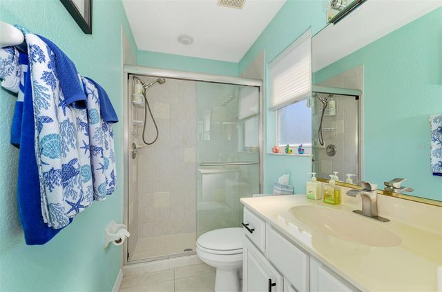 335 SAINT GEORGE COURT 1, Venice, FL 34293