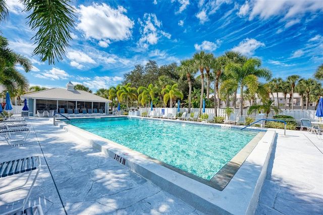335 SAINT GEORGE COURT 1, Venice, FL 34293