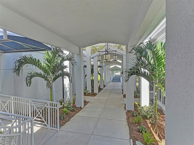 335 SAINT GEORGE COURT 1, Venice, FL 34293
