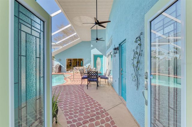 335 SAINT GEORGE COURT 1, Venice, FL 34293