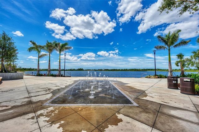 335 SAINT GEORGE COURT 1, Venice, FL 34293