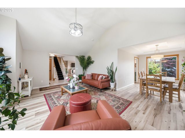 2718 Ne 92ND Cir, Vancouver, WA 98665