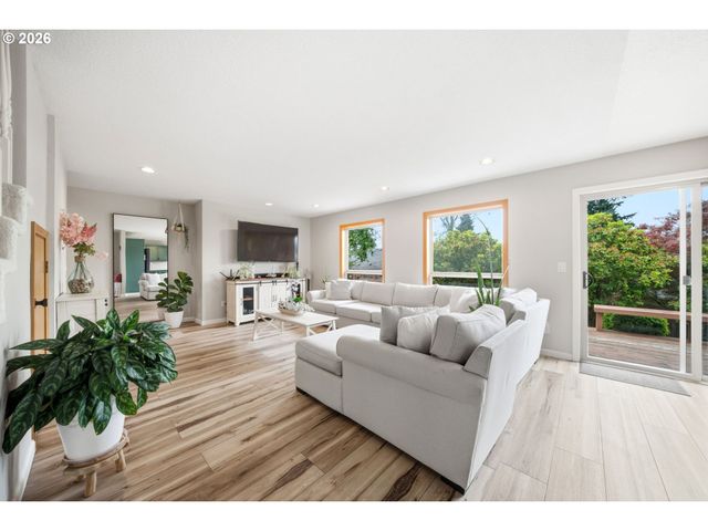2718 Ne 92ND Cir, Vancouver, WA 98665