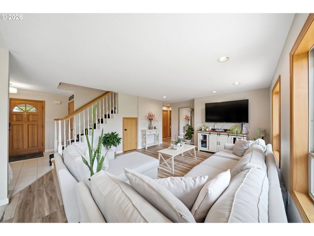 2718 Ne 92ND Cir, Vancouver, WA 98665