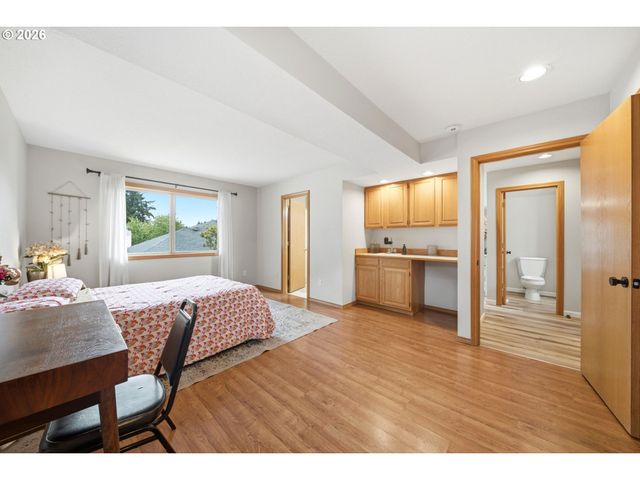 2718 Ne 92ND Cir, Vancouver, WA 98665