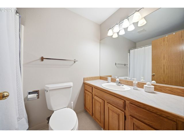 2718 Ne 92ND Cir, Vancouver, WA 98665