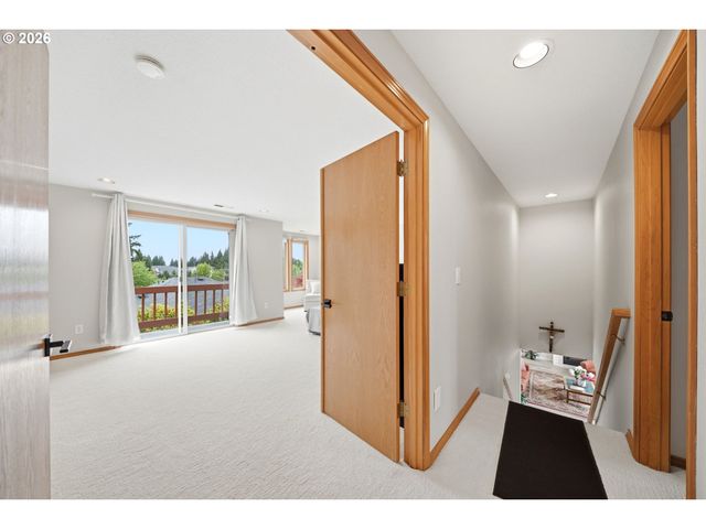 2718 Ne 92ND Cir, Vancouver, WA 98665