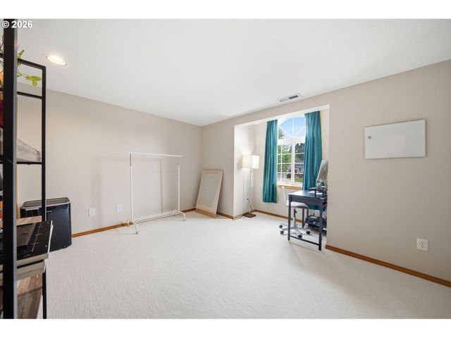 2718 Ne 92ND Cir, Vancouver, WA 98665