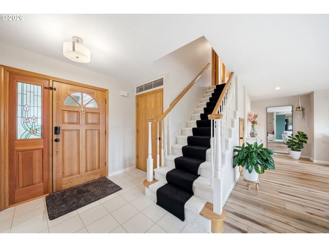 2718 Ne 92ND Cir, Vancouver, WA 98665