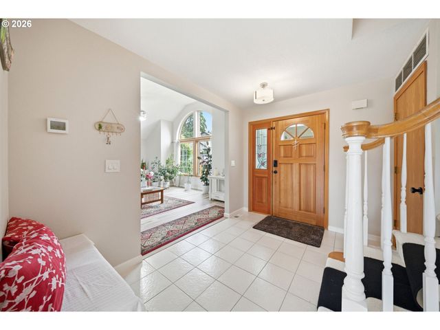 2718 Ne 92ND Cir, Vancouver, WA 98665