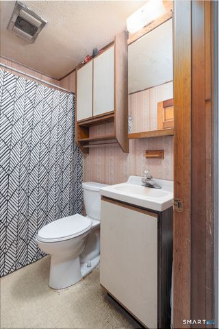 3 Sandra Street, Bristol, CT 06010