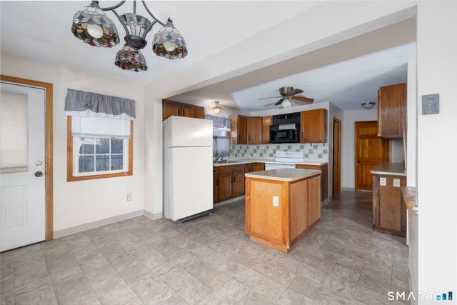 3 Sandra Street, Bristol, CT 06010