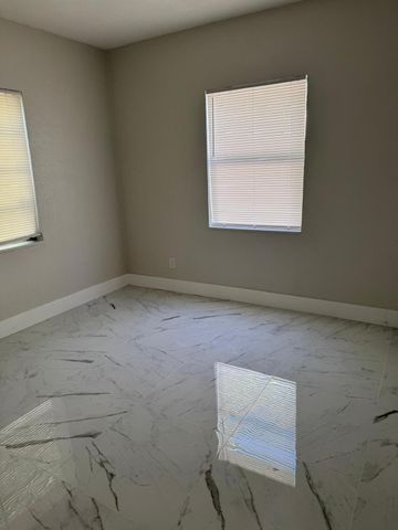 2423 Scott Street, Hollywood, FL 33020