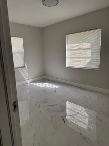 2423 Scott Street, Hollywood, FL 33020