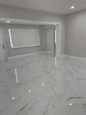 2423 Scott Street, Hollywood, FL 33020