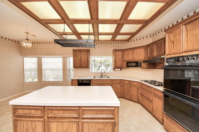 2010 Country Mile Court, Richmond, TX 77406