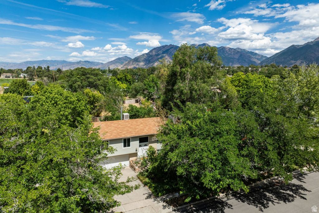 1259 E QUAIL CREEK DR, Sandy, UT 84094 — photo 4