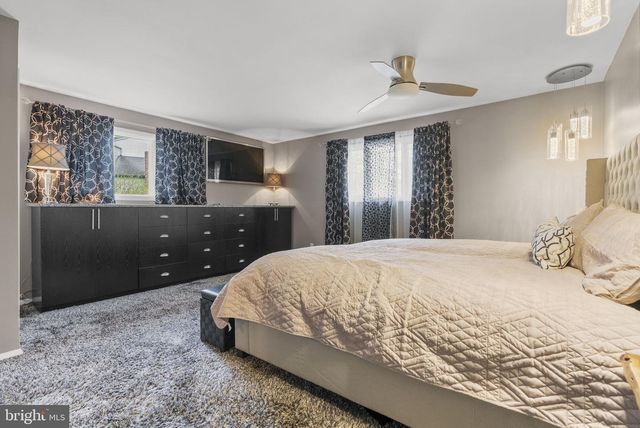 2509 RIVERTON RD, Cinnaminson, NJ 08077